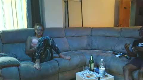 Kris and  Angels Summer Snowy IvY online show from 06/16/26, 07:49