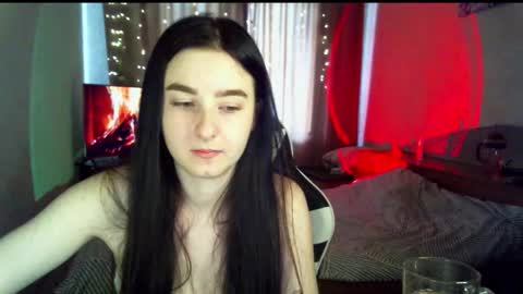 Snapshot of krisbadass chatting on 09/17/25, 07:21 Kris online show from 09/17/25, 07:21