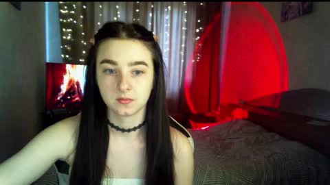 Snapshot of krisbadass chatting on 09/21/25, 05:20 Kris online show from 09/21/25, 05:20