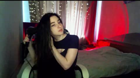 Snapshot of krisbadass chatting on 10/05/25, 08:45 Kris online show from 10/05/25, 08:45