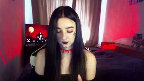 Snapshot of krisbadass chatting on 10/16/25, 08:37 Kris online show from 10/16/25, 08:37