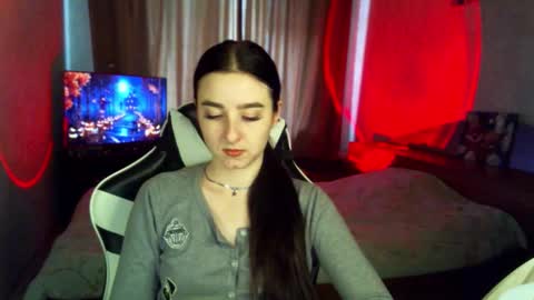 Snapshot of krisbadass chatting on 10/18/25, 08:48 Kris online show from 10/18/25, 08:48