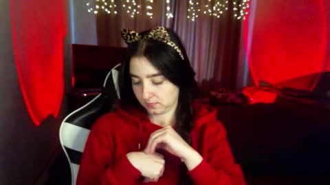 Snapshot of krisbadass chatting on 11/10/25, 10:14 Kris online show from 11/10/25, 10:14