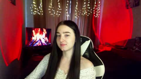 Snapshot of krisbadass chatting on 11/18/25, 10:31 Kris online show from 11/18/25, 10:31