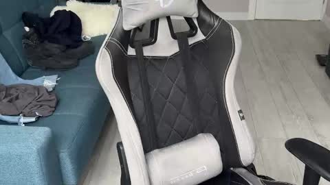 krishort online show from 02/12/25, 01:27