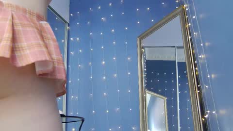 kriskras__ online show from 10/13/25, 05:18