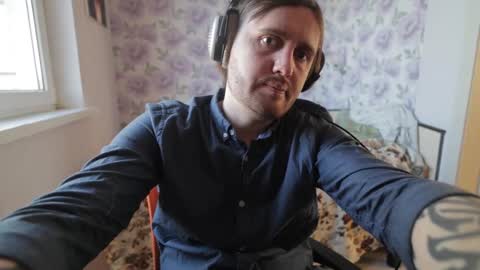 Krismojo online show from 01/10/25, 11:22