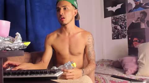 Kriss online show from 09/27/25, 03:55