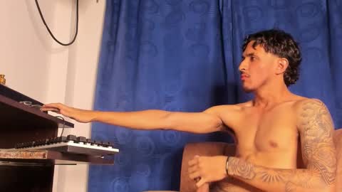 Kriss online show from 02/10/26, 04:27