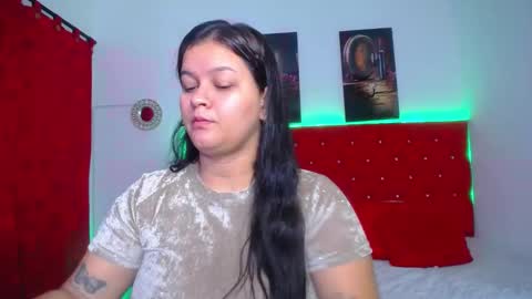 kriss_sweetboobs online show from 02/15/25, 12:11