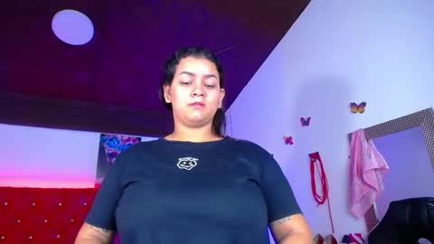 kriss_sweetboobs online show from 11/02/25, 11:12