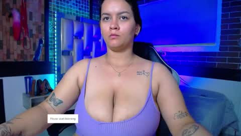 Snapshot of kriss_sweetboobs chatting on 04/21/26, 12:44 kriss_sweetboobs online show from 04/21/26, 12:44