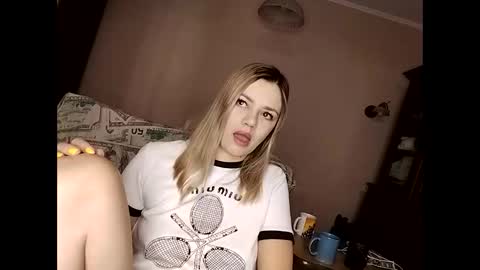 KrissSexi online show from 02/11/25, 04:55