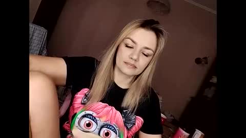 KrissSexi online show from 02/18/25, 04:58