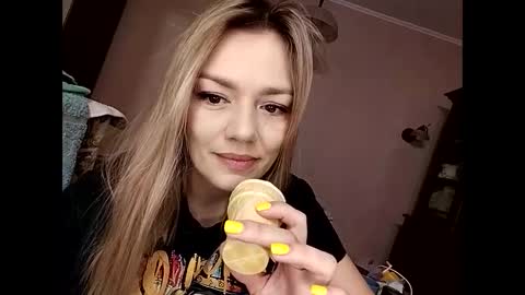 KrissSexi online show from 02/21/25, 05:24