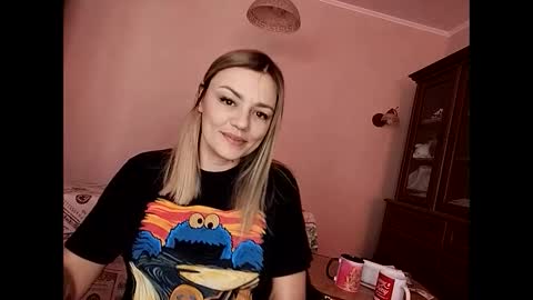 KrissSexi online show from 02/25/25, 09:09