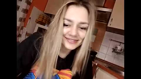 KrissSexi online show from 02/28/25, 09:23