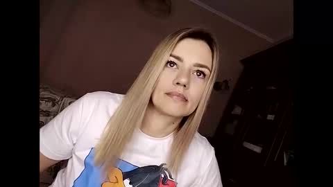 KrissSexi online show from 03/05/25, 05:50