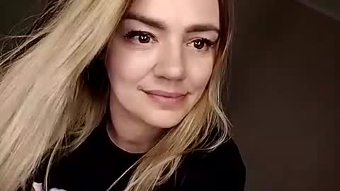 KrissSexi online show from 09/15/25, 09:37