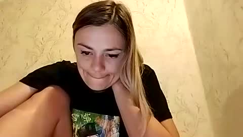 KrissSexi online show from 09/28/25, 07:08