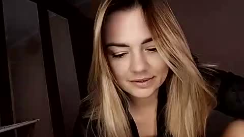 KrissSexi online show from 10/16/25, 05:41