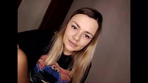 KrissSexi online show from 11/01/25, 05:04