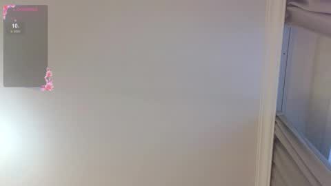 Snapshot of krissshow chatting on 12/03/25, 04:09 krissshow online show from 12/03/25, 04:09