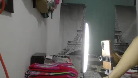 Snapshot of krissstall447359 chatting on 07/07/26, 01:30 krissstall447359 online show from 07/07/26, 01:30