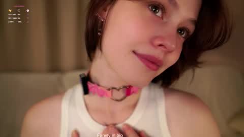 Sarah online show from 10/15/25, 01:06