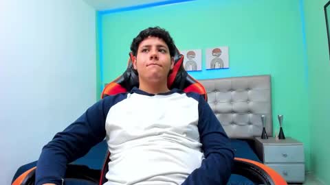 Snapshot of krist_palma chatting on 02/20/25, 09:53 krist_palma online show from 02/20/25, 09:53