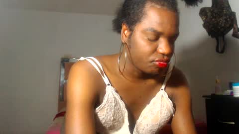 kristal_cox2 online show from 07/06/26, 10:56