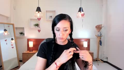 Sophia online show from 02/21/25, 09:11