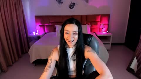 Sophia online show from 09/30/25, 08:47