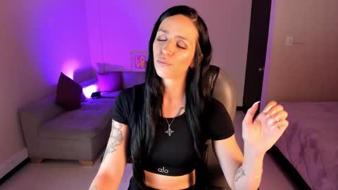 Sophia online show from 02/02/26, 07:45