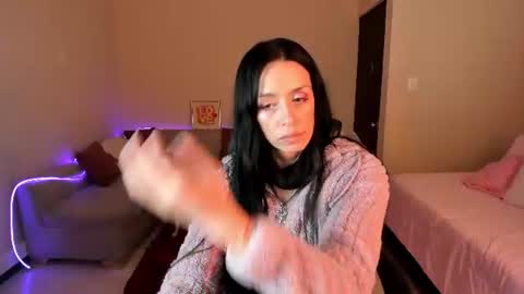 Sophia online show from 07/04/26, 07:31