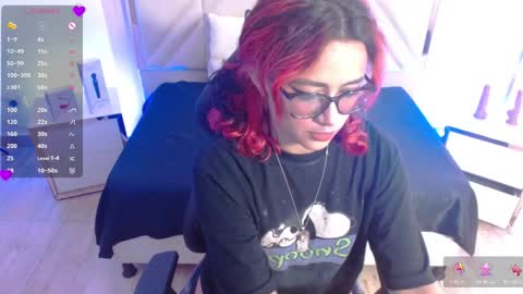 kristen_tay online show from 12/02/25, 03:23