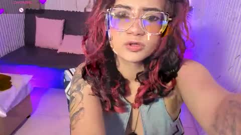 kristen_tay online show from 04/11/26, 03:22