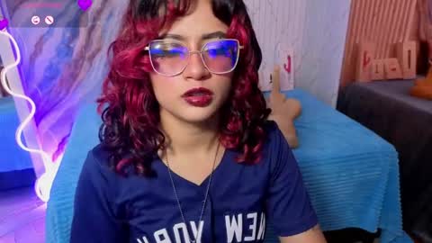 kristen_tay online show from 05/06/26, 02:51