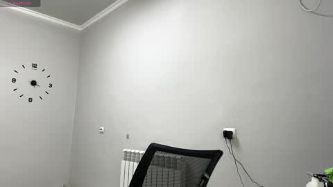 Snapshot of kristimanes chatting on 04/16/26, 02:18 Rin online show from 04/16/26, 02:18