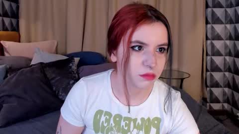 Snapshot of kristin_smitt chatting on 11/27/25, 08:49 Kristin online show from 11/27/25, 08:49