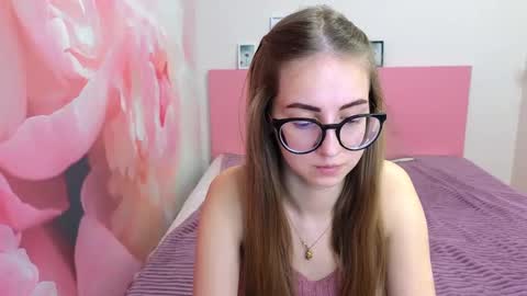 Kristina Adel online show from 03/12/25, 07:24