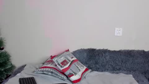 Snapshot of kristinedean chatting on 01/10/25, 11:22 Kristi online show from 01/10/25, 11:22