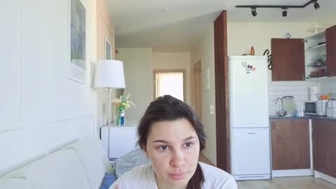 Snapshot of kristinesmith chatting on 09/14/25, 04:33 Kristi online show from 09/14/25, 04:33