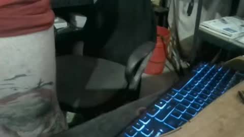 Snapshot of kristo2323 chatting on 03/02/26, 08:10 kristo2323 online show from 03/02/26, 08:10