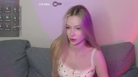 Snapshot of kristy_babe chatting on 02/02/25, 11:21 Kristy and Alice online show from 02/02/25, 11:21