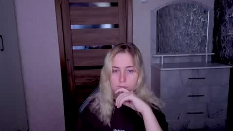Snapshot of kristy_fran chatting on 07/02/26, 06:08 Kristy online show from 07/02/26, 06:08
