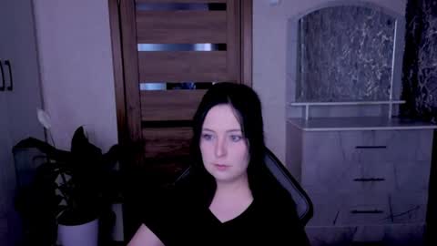 Snapshot of kristy_fran chatting on 07/08/26, 10:36 Kristy online show from 07/08/26, 10:36