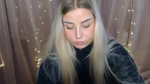 KristyFlowers online show from 12/16/24, 10:50