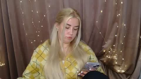 KristyFlowers online show from 12/20/24, 10:16