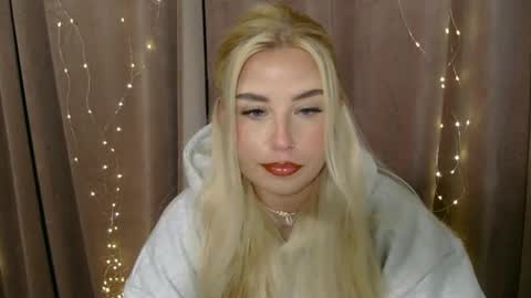 KristyFlowers online show from 01/06/25, 09:41